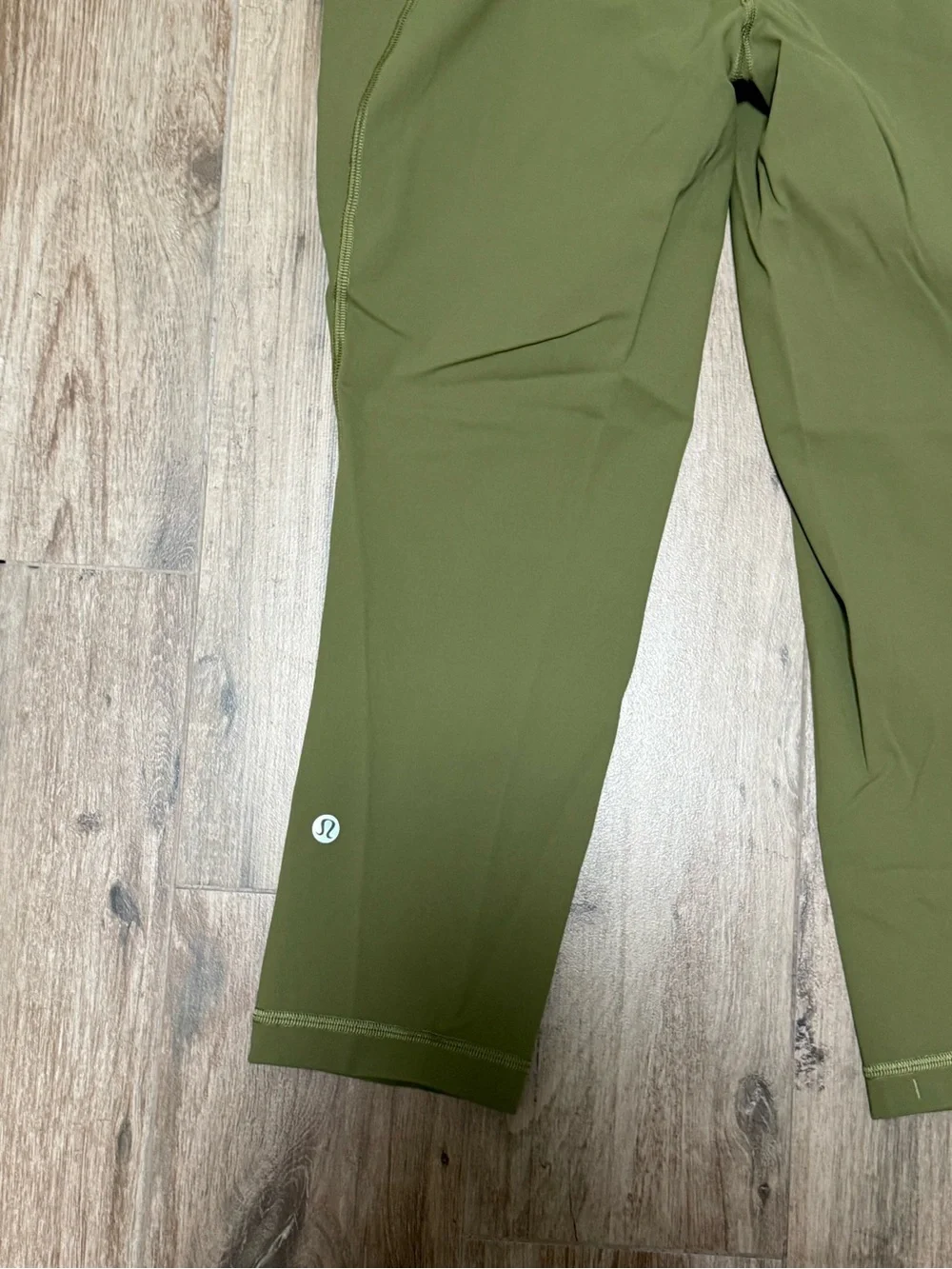 Lululemon Swift Speed Size 8 High-Rise Olive Bronze Green Crop Capri Leggings